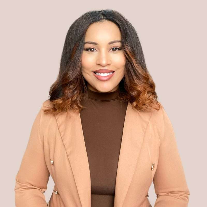 lana marshall 1 Leah Holloway Headshot 2024