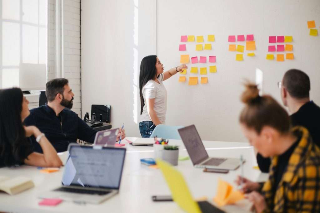 What to Do if You Don’t Have a Thought Leadership Presence (Yes, You Need One!) 2 jason goodman Oalh2MojUuk unsplash
